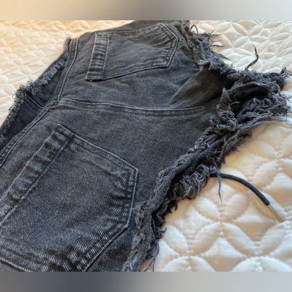 COPY - Forever 21 Low-waist Denim Short Shorts with Lace - Picture 5 of 5